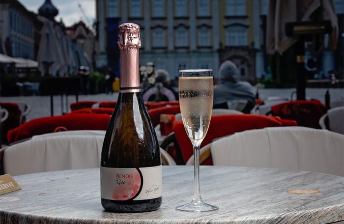 Petro Vaselo Bendis Rose